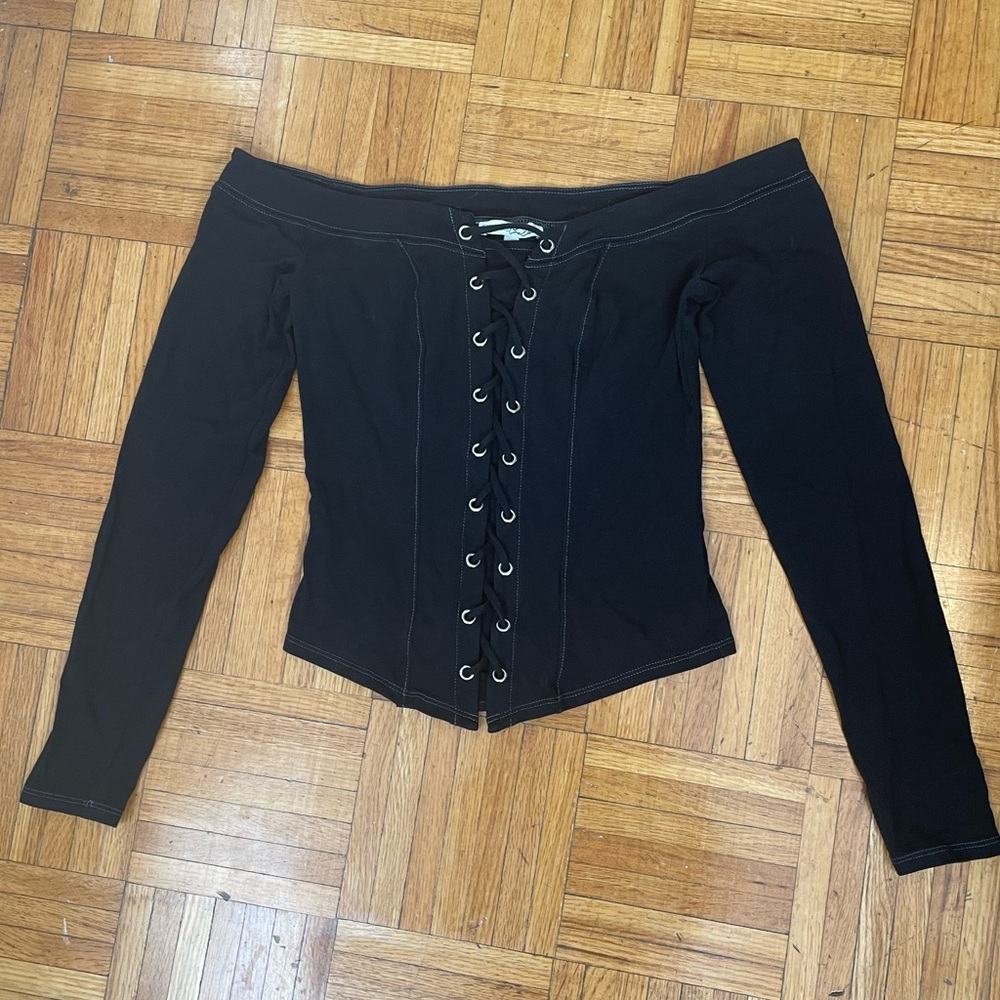Off the Shoulder Criss Cross top
